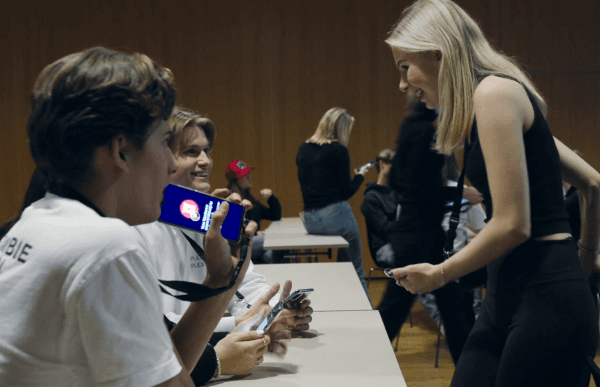 Students talking to eachother
